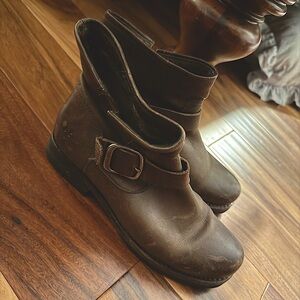 Frye Veronica Boots